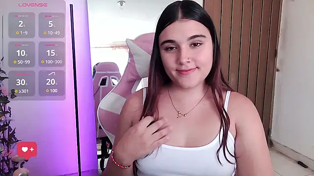 Snapshot of Magic-Smilee chatting on February 8, 2025, 2:38 pm Magic-Smilee online show from February 8, 2025, 2:38 pm