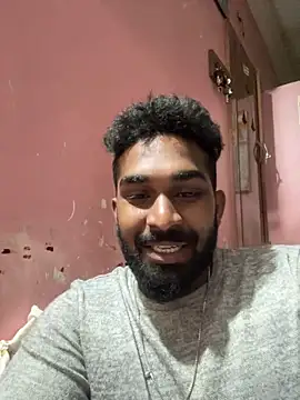 Handsomehunk 4U online show from December 11, 2024, 5:37 pm