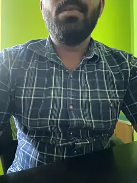 Handsomehunk 4U online show from February 5, 2025, 9:57 am