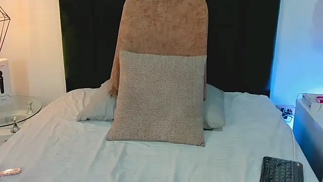 MirandaRoxx online show from January 31, 2025, 6:03 pm