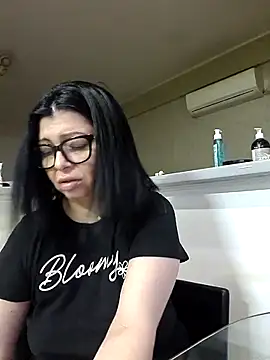 Milf Abigail online show from April 10, 2026, 1:55 am