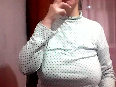 AnaXBerry online show from February 21, 2025, 6:04 pm