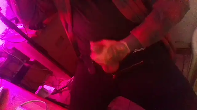 Snapshot of AlanDickson chatting on February 2, 2026, 11:53 am AlanDickson online show from February 2, 2026, 11:53 am