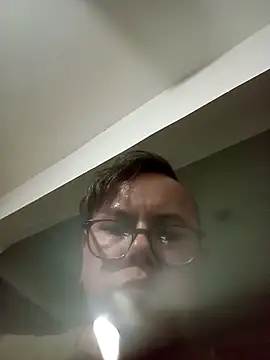 Snapshot of AlanDickson chatting on February 12, 2026, 8:09 am AlanDickson online show from February 12, 2026, 8:09 am