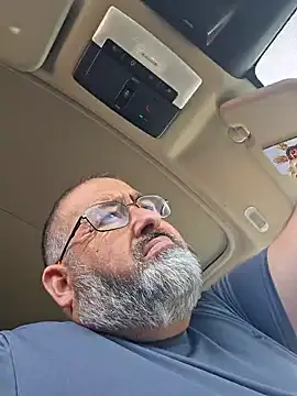 Snapshot of polla_calientes47 chatting on December 7, 2024, 11:29 am polla calientes47 online show from December 7, 2024, 11:29 am