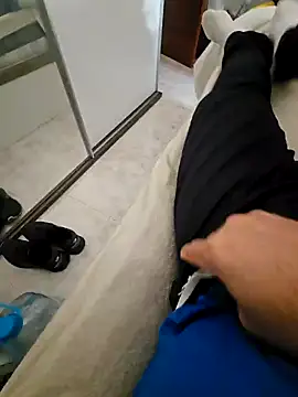 Snapshot of polla_calientes47 chatting on December 26, 2024, 3:10 pm polla calientes47 online show from December 26, 2024, 3:10 pm