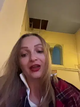 LadyTatiana Madam online show from December 3, 2025, 3:43 pm