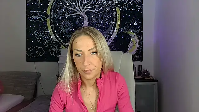 Snapshot of SexxyLiviaa chatting on September 26, 2025, 6:34 pm SexxyLiviaa online show from September 26, 2025, 6:34 pm