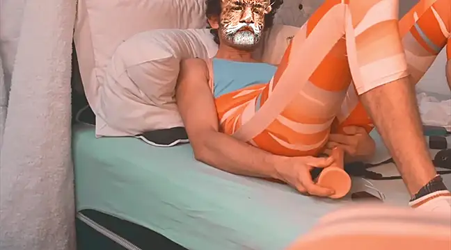 BodyandlegginLover online show from February 8, 2025, 11:33 am