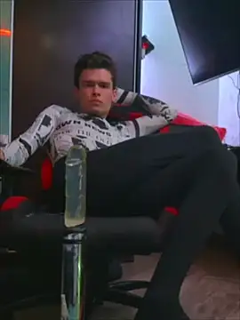 BodyandlegginLover online show from October 2, 2025, 4:52 am