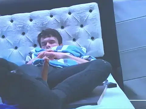 BodyandlegginLover online show from October 15, 2025, 8:36 am