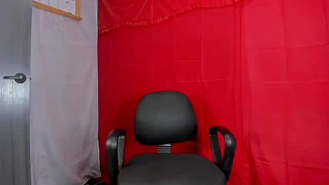 Snapshot of Master_Rimay chatting on December 19, 2024, 1:07 am Master Rimay online show from December 19, 2024, 1:07 am