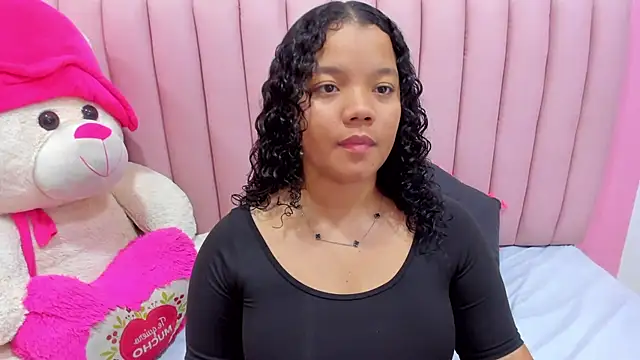 ISABELLA 020 online show from September 20, 2025, 3:02 pm