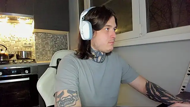 Snapshot of _torfin_ chatting on December 5, 2024, 12:41 am torfin online show from December 5, 2024, 12:41 am