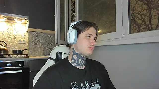 Snapshot of _torfin_ chatting on December 15, 2024, 8:25 pm torfin online show from December 15, 2024, 8:25 pm