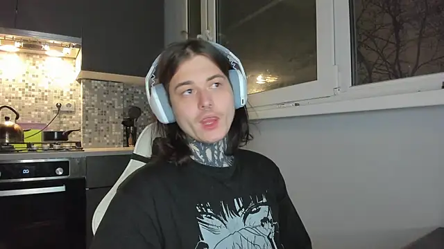 Snapshot of _torfin_ chatting on December 18, 2024, 9:18 pm torfin online show from December 18, 2024, 9:18 pm