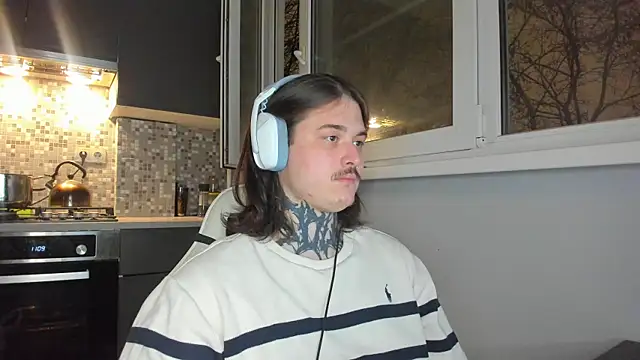 Snapshot of _torfin_ chatting on January 8, 2025, 4:33 pm torfin online show from January 8, 2025, 4:33 pm