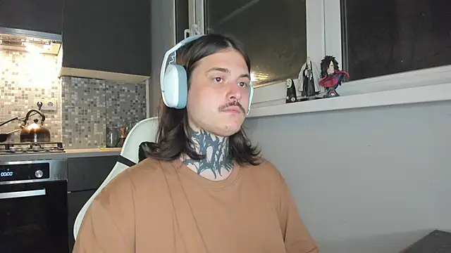 Snapshot of _torfin_ chatting on February 15, 2025, 10:10 pm torfin online show from February 15, 2025, 10:10 pm