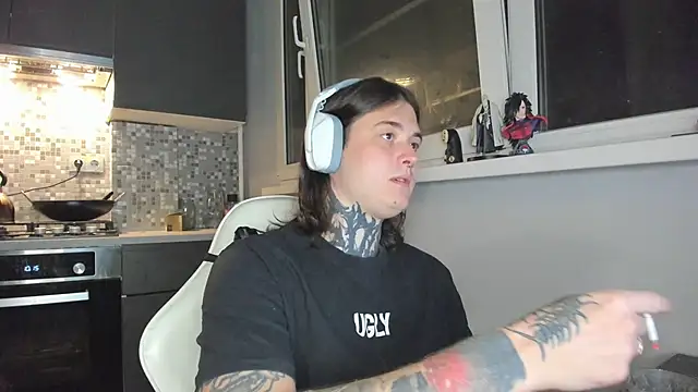 Snapshot of _torfin_ chatting on February 20, 2025, 5:51 pm torfin online show from February 20, 2025, 5:51 pm