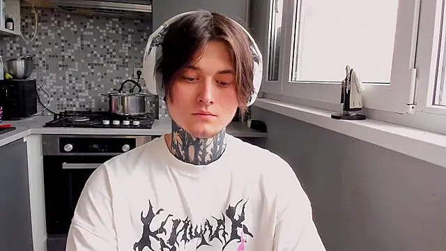 Snapshot of _torfin_ chatting on February 19, 2026, 9:05 am torfin online show from February 19, 2026, 9:05 am