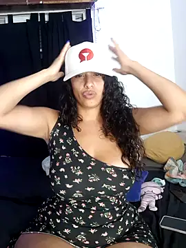 Shura xxxBig online show from February 20, 2026, 6:26 am