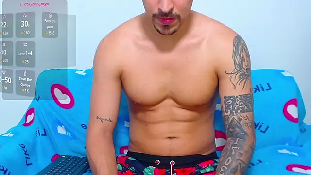 Tristan-bm online show from February 6, 2026, 4:32 pm