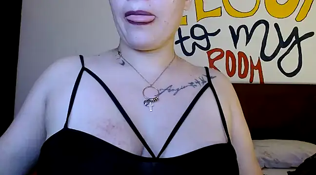 Snapshot of nathy_28latex chatting on December 2, 2024, 11:07 pm nathy 28latex online show from December 2, 2024, 11:07 pm