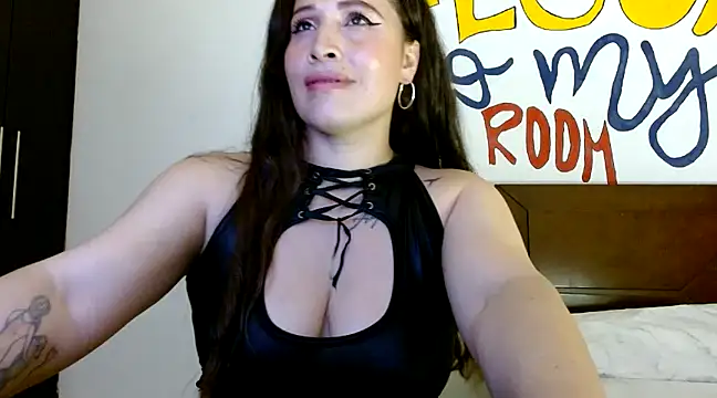 Snapshot of nathy_28latex chatting on December 16, 2024, 11:50 pm nathy 28latex online show from December 16, 2024, 11:50 pm