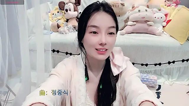 AKiKi711 online show from March 17, 2026, 4:54 pm