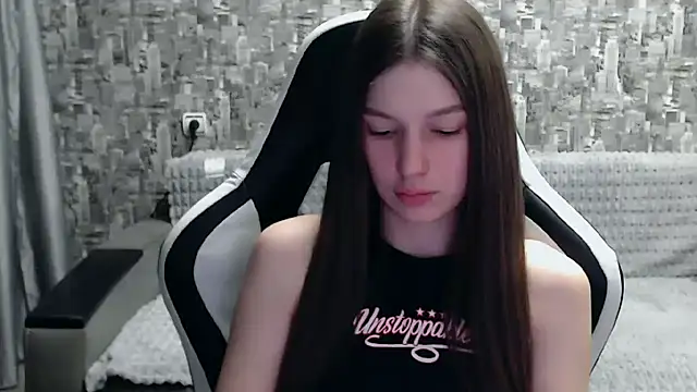 Snapshot of MissMiaCutie chatting on February 25, 2025, 3:27 pm MissMiaCutie online show from February 25, 2025, 3:27 pm