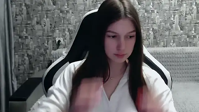 Snapshot of MissMiaCutie chatting on February 27, 2025, 5:26 pm MissMiaCutie online show from February 27, 2025, 5:26 pm