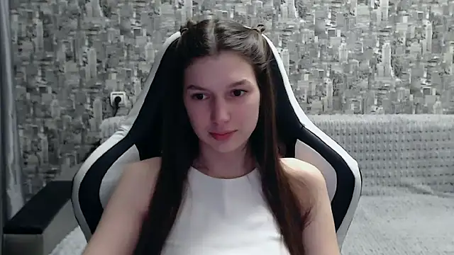 Snapshot of MissMiaCutie chatting on March 1, 2025, 4:00 pm MissMiaCutie online show from March 1, 2025, 4:00 pm