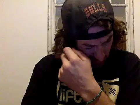 Snapshot of sirchubster chatting on December 15, 2025, 6:39 am sirchubster online show from December 15, 2025, 6:39 am