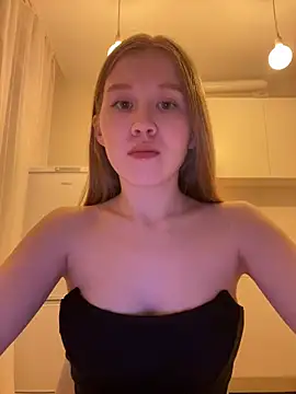 Eva Weyne online show from February 19, 2026, 8:38 pm