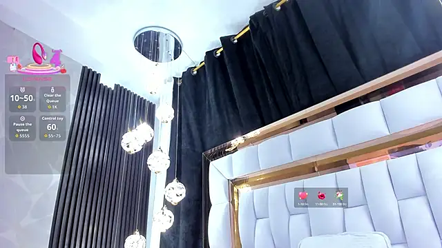 SarayRoyse online show from September 23, 2025, 7:39 pm