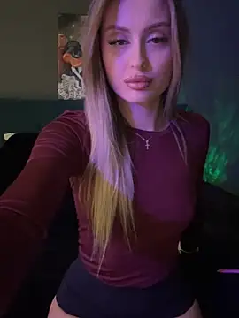 Sweet  Milly online show from January 12, 2025, 1:16 pm