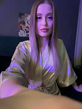 Sweet  Milly online show from January 19, 2025, 3:21 pm