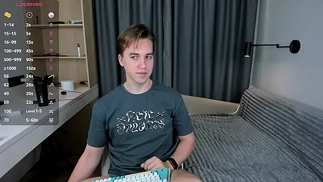 AustinButler online show from November 19, 2025, 9:37 pm