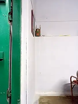 Snapshot of mr_slim_body chatting on December 13, 2024, 4:27 pm mr slim body online show from December 13, 2024, 4:27 pm