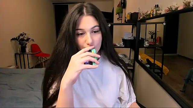 nostripchat online show from October 26, 2025, 4:57 pm