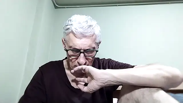 BIGUNCUTHARDCOCK online show from October 22, 2025, 12:38 pm