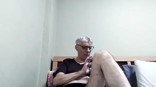 BIGUNCUTHARDCOCK online show from January 7, 2026, 1:46 pm