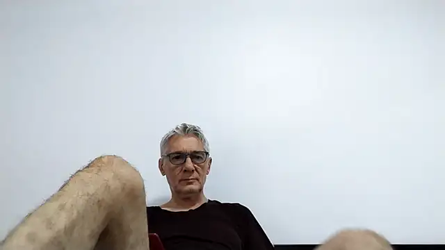 Snapshot of BIGUNCUTHARDCOCK chatting on May 15, 2026, 1:01 am BIGUNCUTHARDCOCK online show from May 15, 2026, 1:01 am