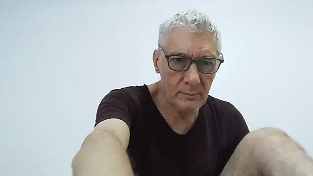 Snapshot of BIGUNCUTHARDCOCK chatting on May 24, 2026, 12:26 am BIGUNCUTHARDCOCK online show from May 24, 2026, 12:26 am