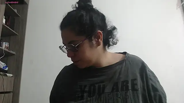 Anne purple online show from November 14, 2025, 3:00 pm