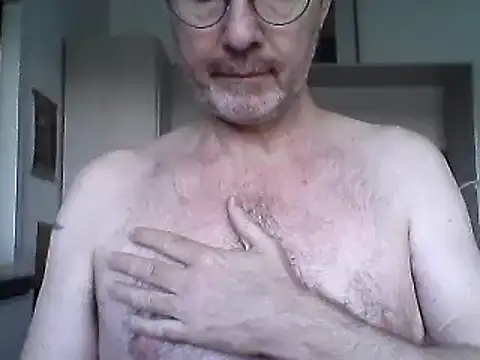 Snapshot of Lolodamour72 chatting on March 31, 2026, 7:42 am Lolodamour72 online show from March 31, 2026, 7:42 am