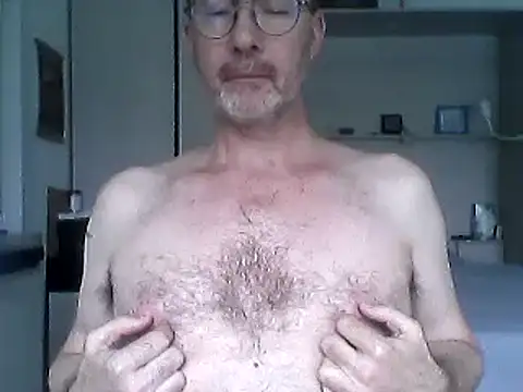 Snapshot of Lolodamour72 chatting on May 14, 2026, 2:57 pm Lolodamour72 online show from May 14, 2026, 2:57 pm