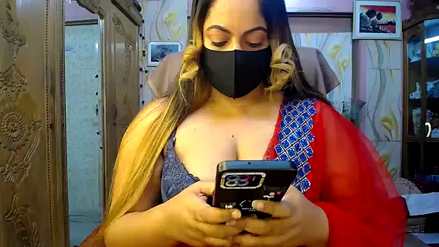 SohanaSabaSexy online show from November 10, 2025, 5:12 pm