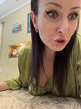 Snapshot of _AHHA_ chatting on February 26, 2026, 8:24 am AHHA online show from February 26, 2026, 8:24 am