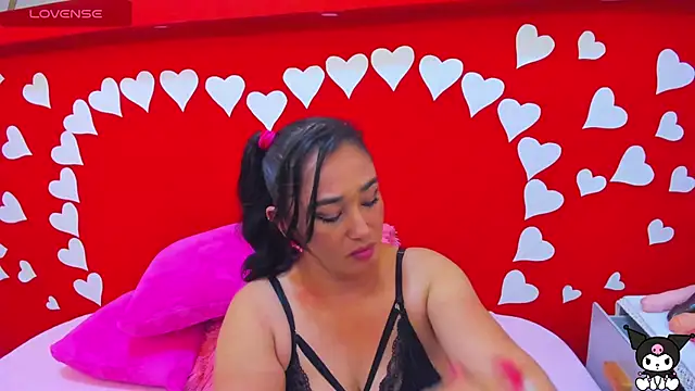 charlotte-11 online show from March 17, 2025, 3:29 pm